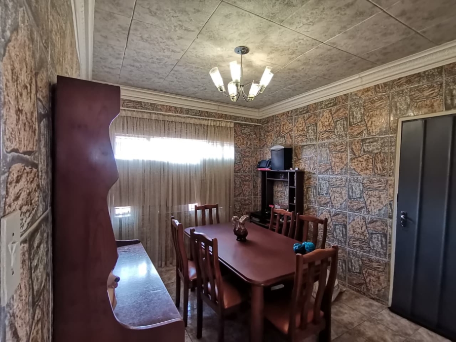 4 Bedroom Property for Sale in Lethlabile North West